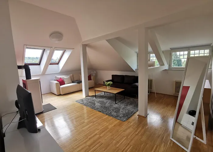 Moderne Dachgeschosswohnung Zentral By Seebnb Apartamento Velden am Wörthersee